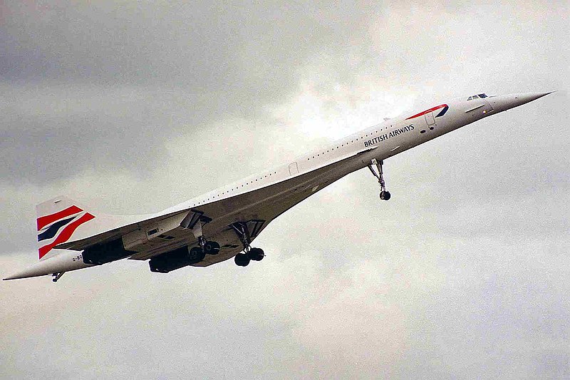 File:G-BOAF 2 Concorde 102 British Aws MAN 20JUN99 (6929902993).jpg